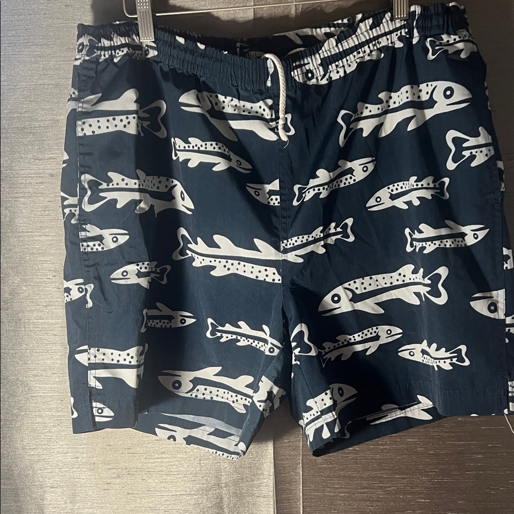 ISLAND HOPPER Men's Fish Print Swim Shorts - Navy/White,drawstring and pockets